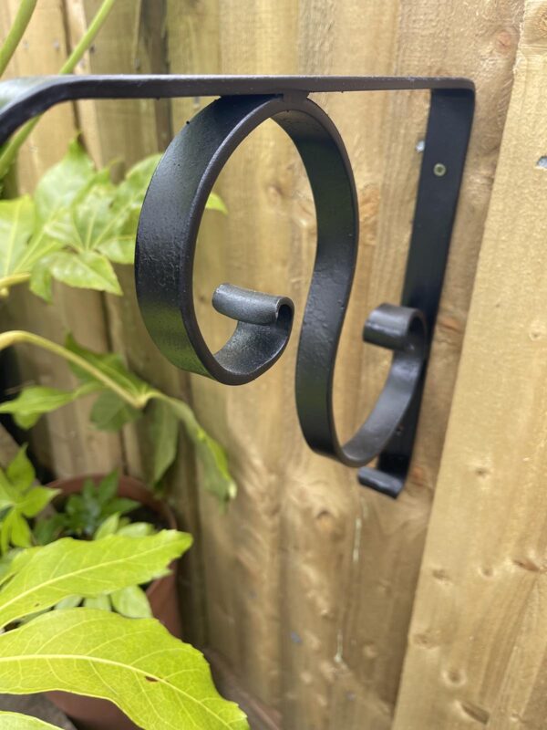 Hanging Basket Brackets - Image 9