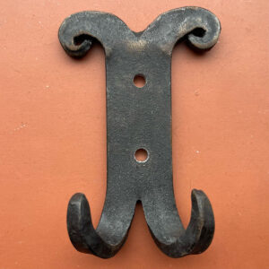 Double horned wall hook