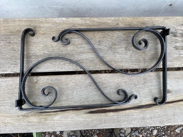 Hanging basket brackets 2