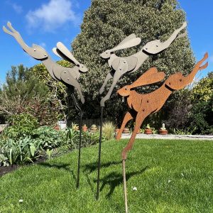 Bronze march hare 3