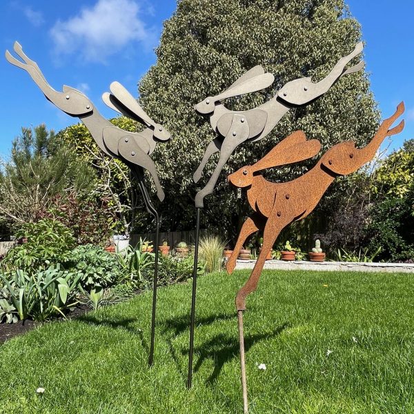 Bronze march hare 3